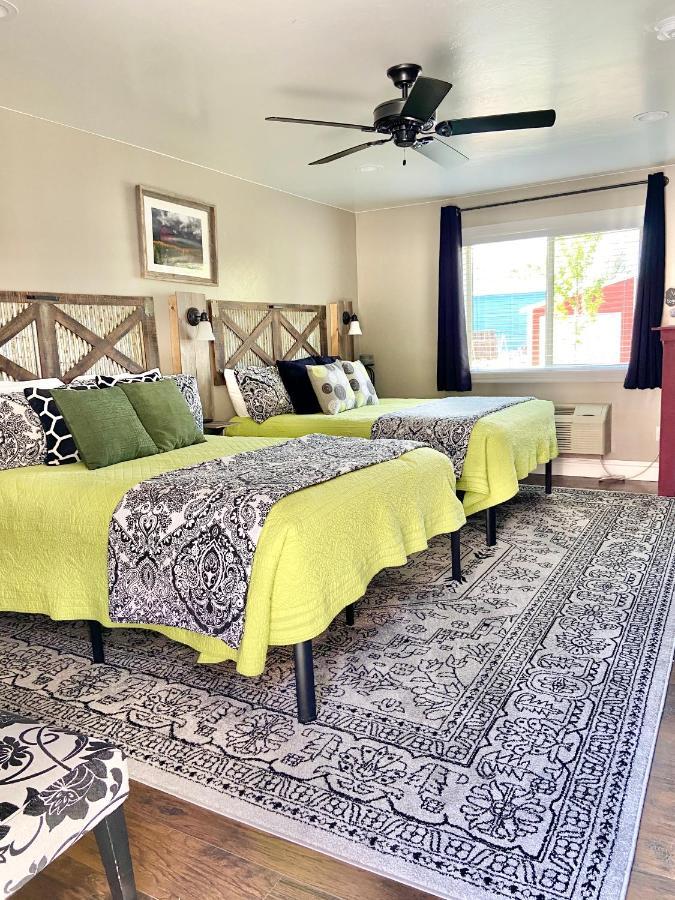 Deluxe Queen Room - Ground Floor